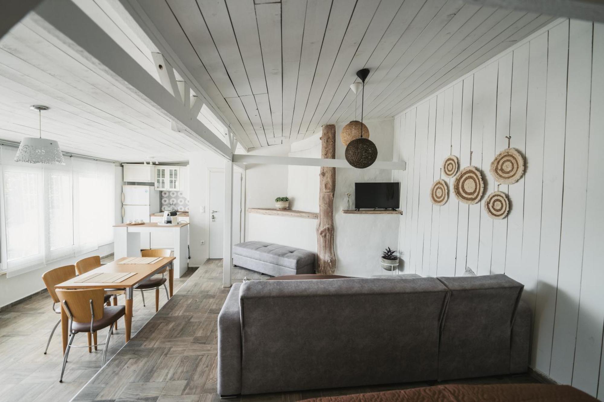 The Garden House Apartment *